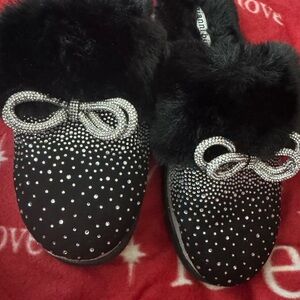 Gianni Bini Black Crystal Bow Faux Fur Slip-On Slippers
